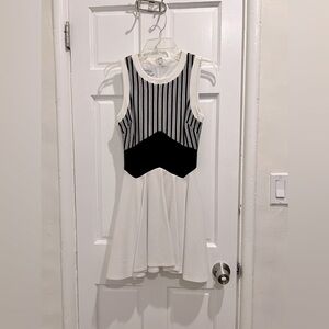 Bebe White & Black Dress, XXS